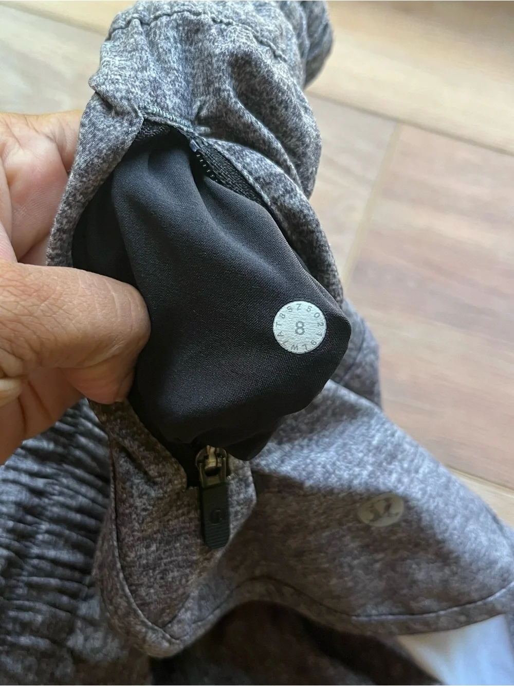 Lululemon Athletica W7AT8 tracker short V 4” tall gray lined running shorts 8